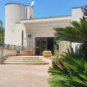  Oda ve Kahvaltı Flora İtalya